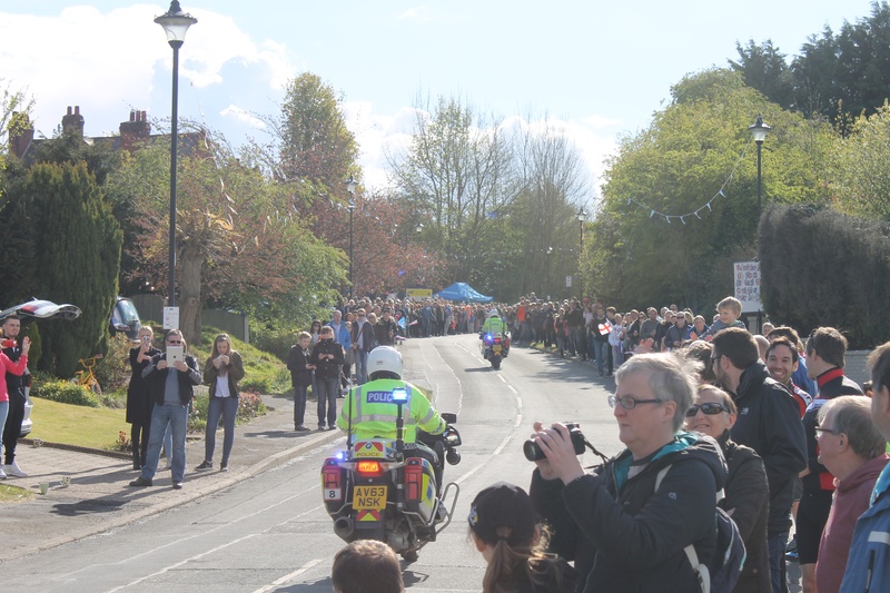 Crowd 1