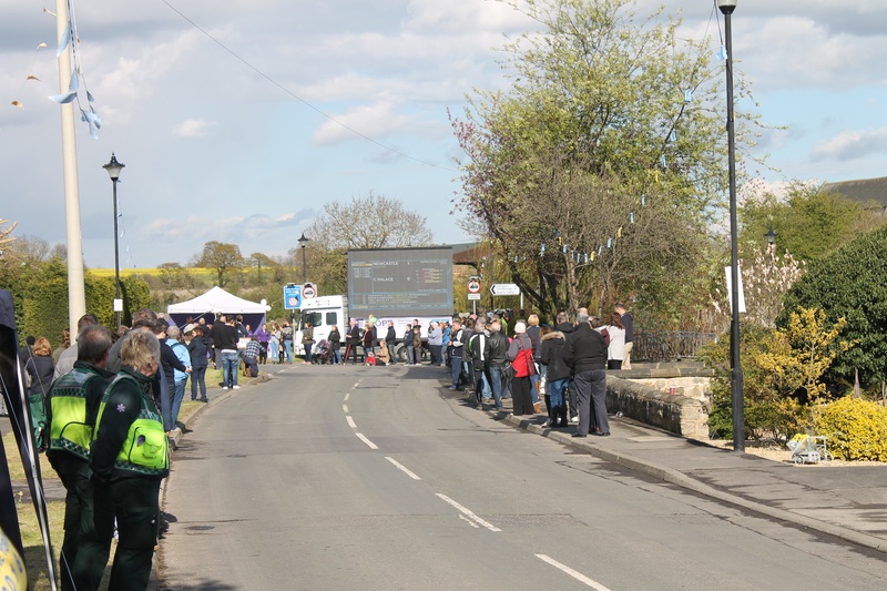 Crowd 2